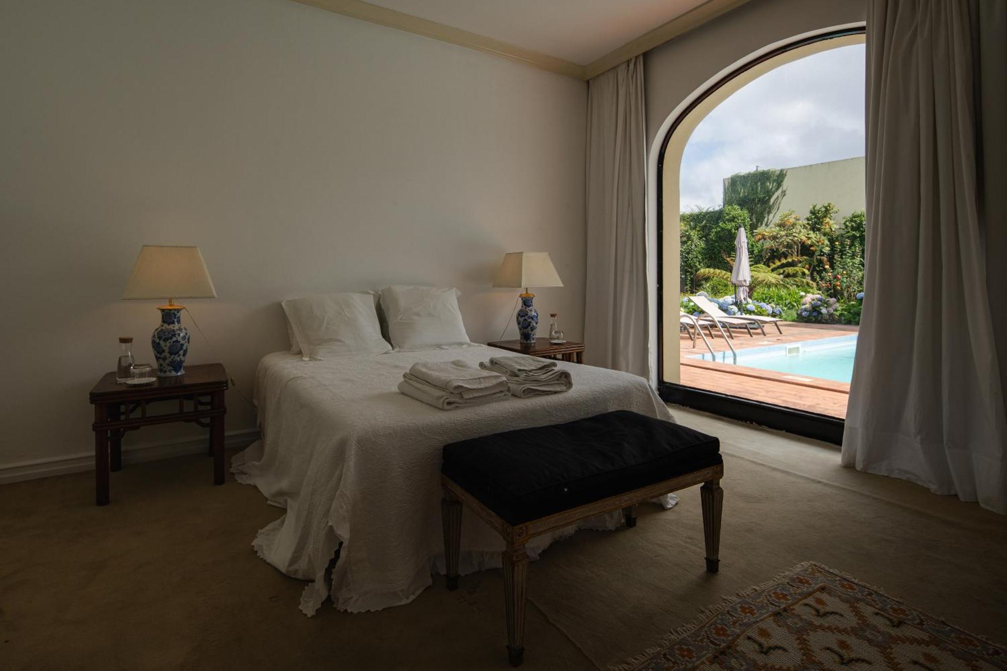 Casa Dos Arcos - Studios & Pool 蓬塔德尔加达 外观 照片